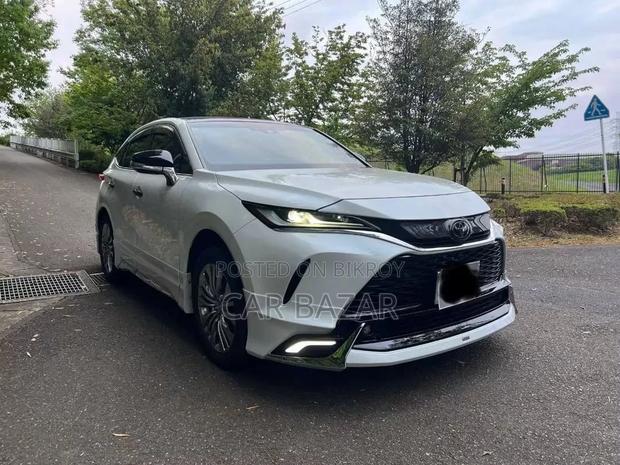 Toyota Harrier 2.0 2021 White