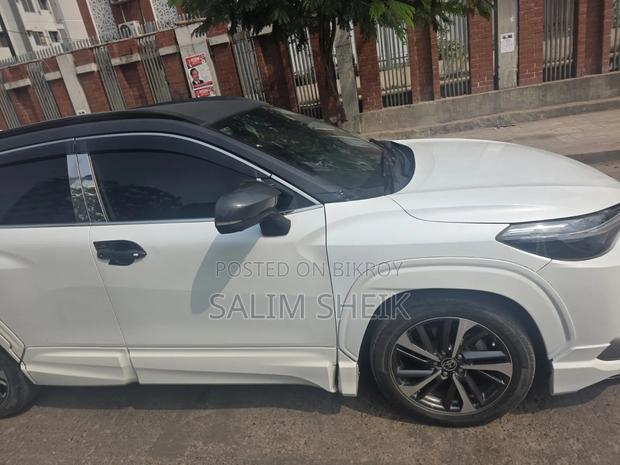 Toyota Corolla Cross 2023 Pearl