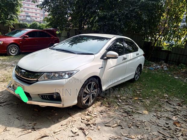 Honda Grace 1.5 Hybrid FWD 2016 Pearl