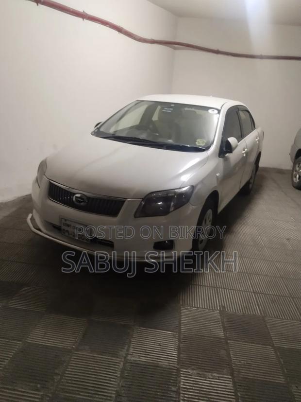 Toyota Axio 1.5 G 2WD 2010 Pearl