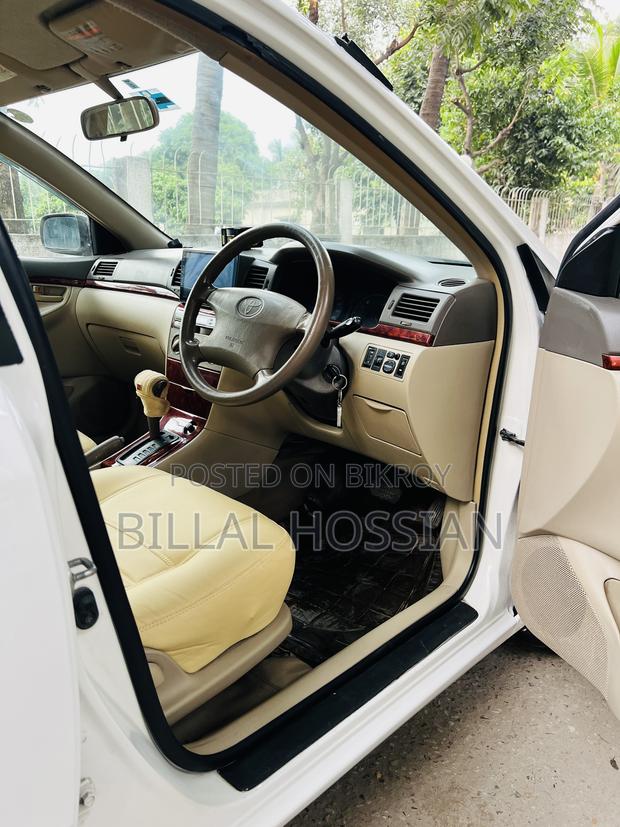 Toyota Corolla 2005 Silver