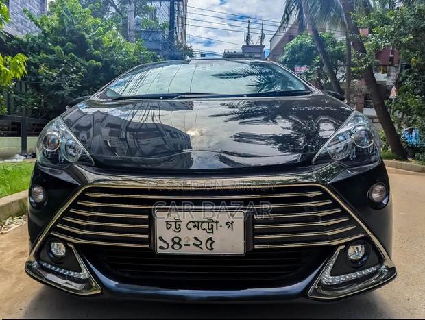 Toyota Aqua 2017 Black