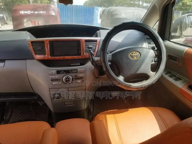 Toyota Noah 2003 Black