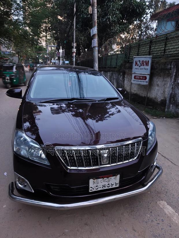Toyota Premio 2012 Maroon