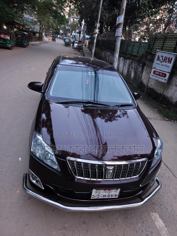 Toyota Premio 2012 Maroon