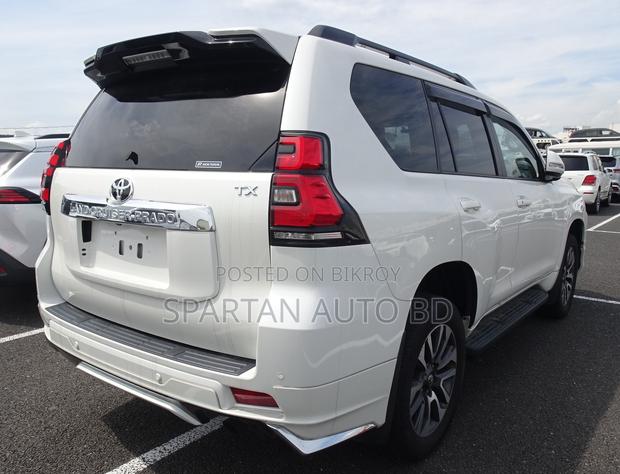 Toyota Land Cruiser Prado 2023 Pearl