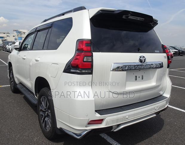 Toyota Land Cruiser Prado 2023 Pearl