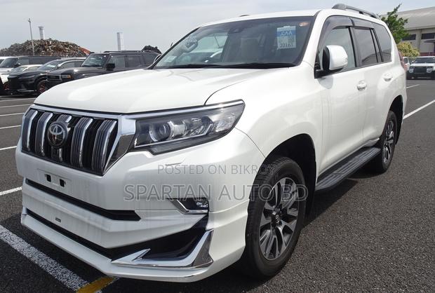 Toyota Land Cruiser Prado 2023 Pearl