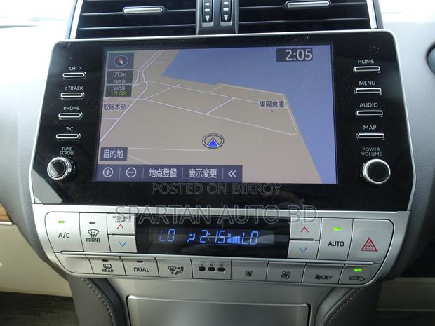 Toyota Land Cruiser Prado 2023 Pearl