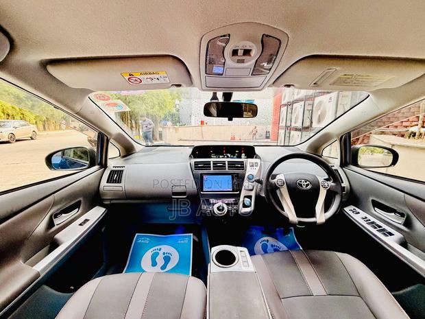 Toyota Prius 2013 Blue