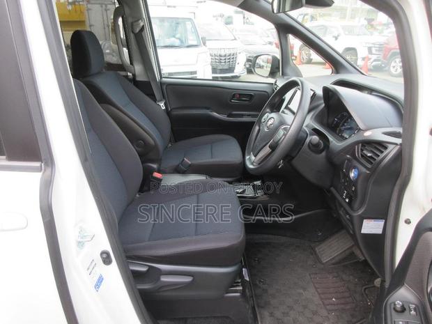 Toyota Noah 2021 Pearl