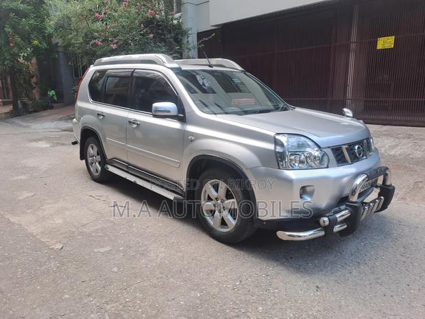 Nissan X-Trail 2.5 Petrol 4x4 SE 2012 Silver