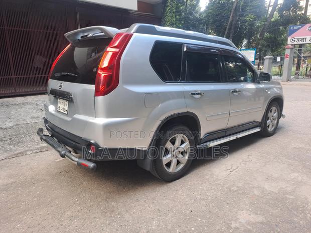 Nissan X-Trail 2.5 Petrol 4x4 SE 2012 Silver