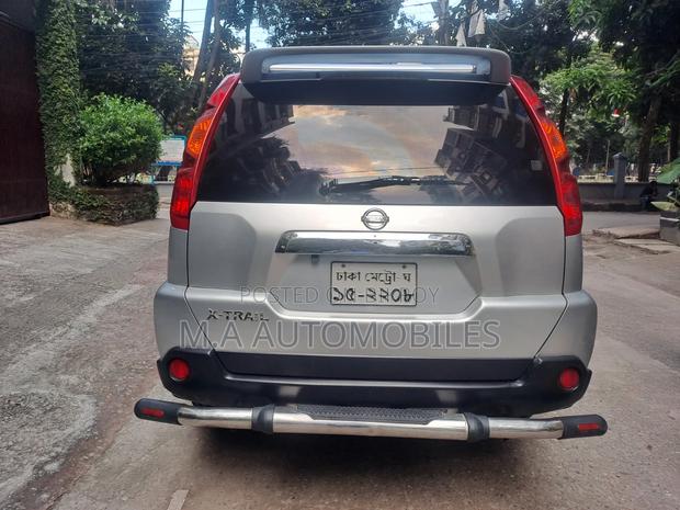 Nissan X-Trail 2.5 Petrol 4x4 SE 2012 Silver