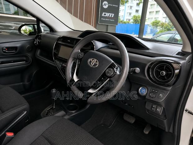 Toyota Aqua 2021 Pearl