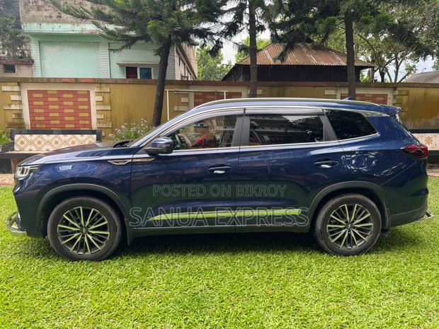 Chery Tiggo 8 Pro 2024 Blue