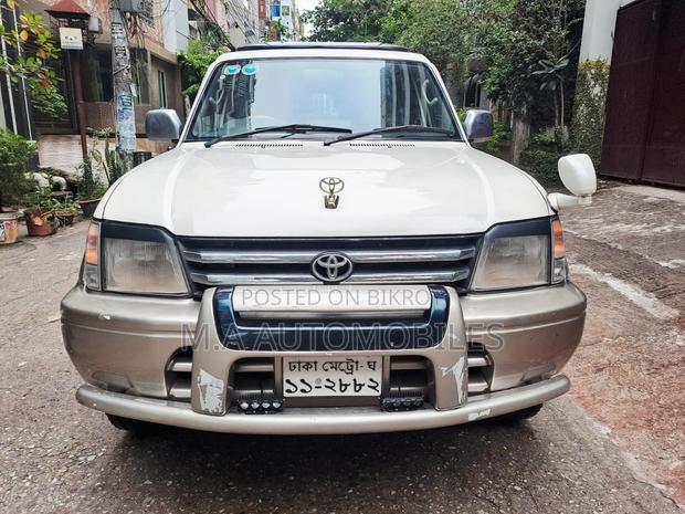 Toyota Land Cruiser Prado 2000 Pearl