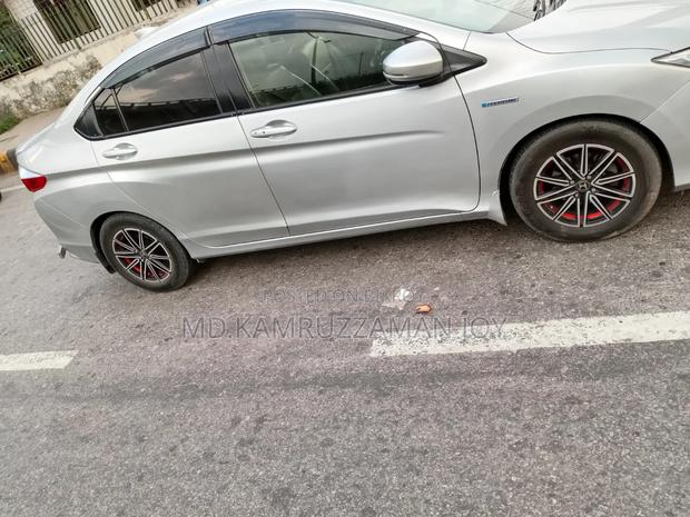 Honda Grace 2016 Silver