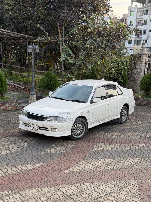 Toyota Corona Premio 1.6 FWD 1998 Pearl