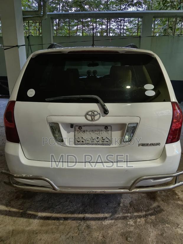 Toyota Corolla Fielder 2005 Off white