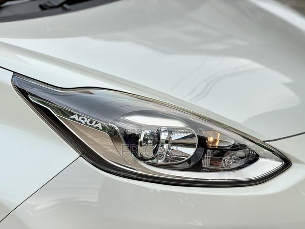 Toyota Aqua 2020 Pearl