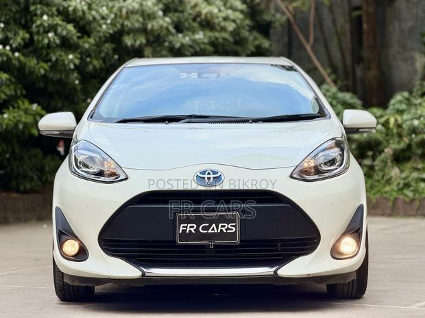 Toyota Aqua 2020 Pearl