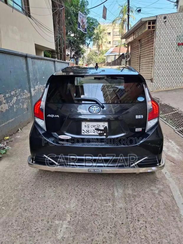 Toyota Aqua 2017 Black