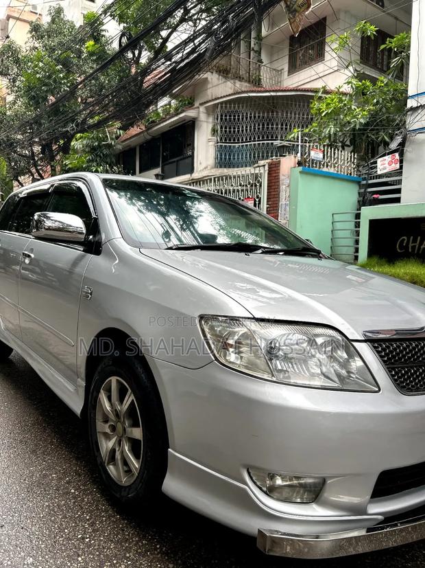 Toyota Corolla 2004 Silver