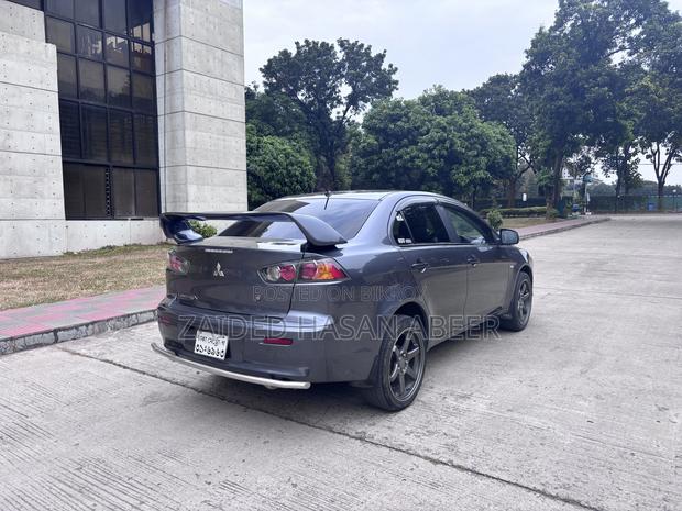 Mitsubishi Lancer 2010 Gray