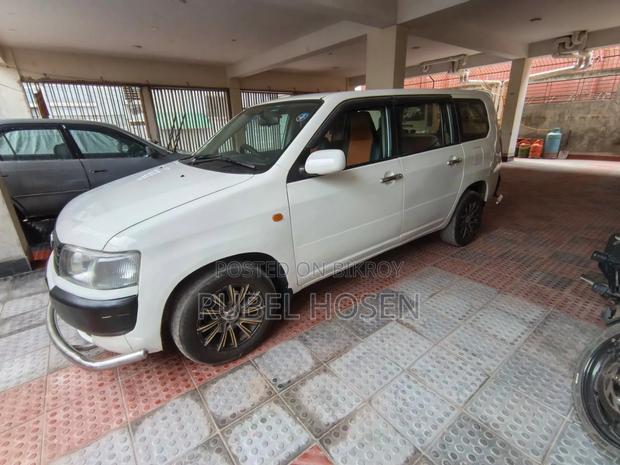 Toyota Probox 2002 White
