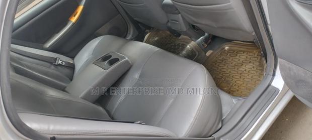 Toyota Corolla 2004 Silver