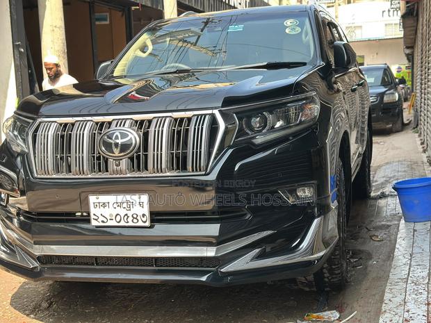 Toyota Land Cruiser 76 Series 2020 Black