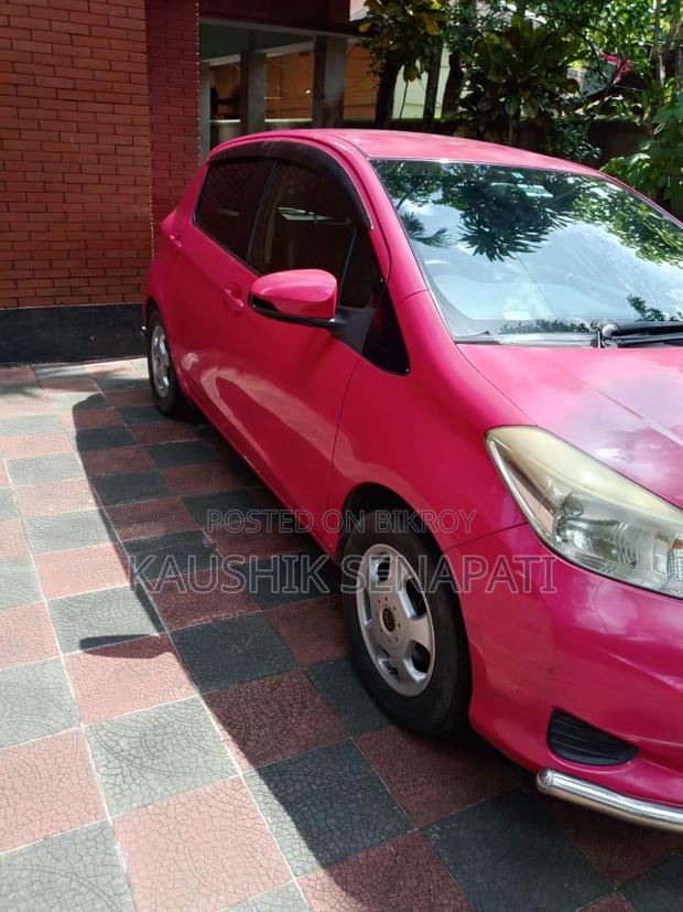 Toyota Vitz 2011 Pink