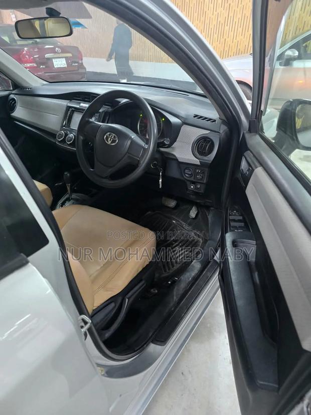 Toyota Axio 2013 Black
