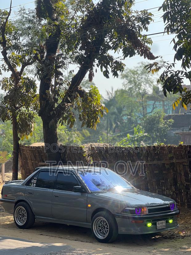 Toyota Corolla 1991 Gray