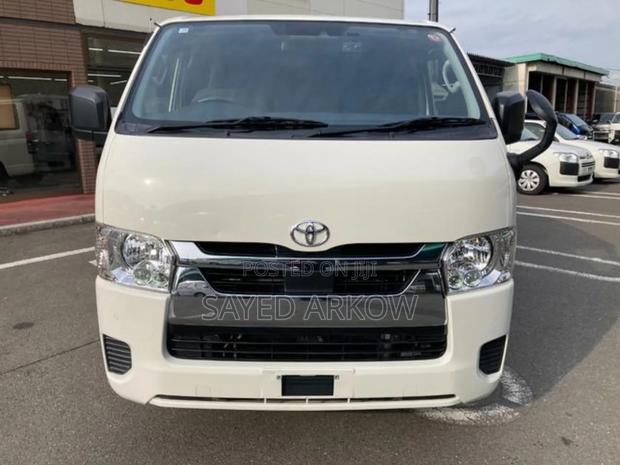 Toyota HiAce 2020 White