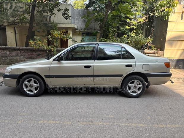 Toyota Corona Premio 1.6 FWD 1997 Gold