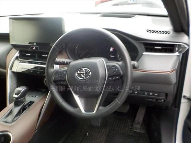 Toyota Harrier Z LEATHER MODELISTA 2022