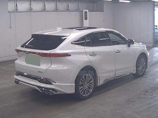 Toyota Harrier Z MODELISTA AERO KIT 2021
