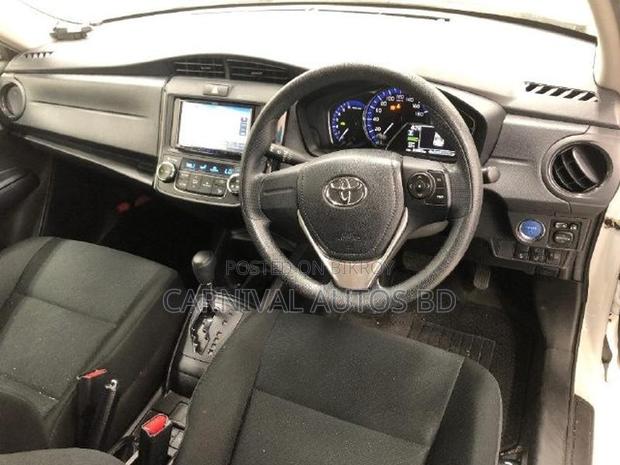 Toyota Axio EX PACKAGE HYBRID 2020