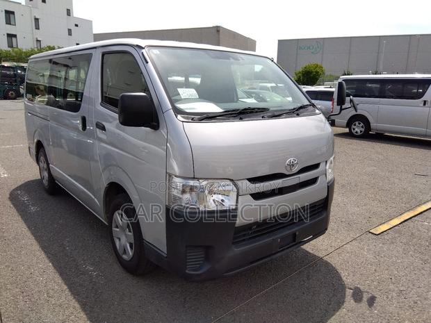 Toyota Hiace dx ambulance 2020