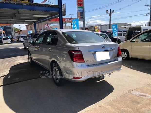 Toyota Axio Hybrid EX 2021