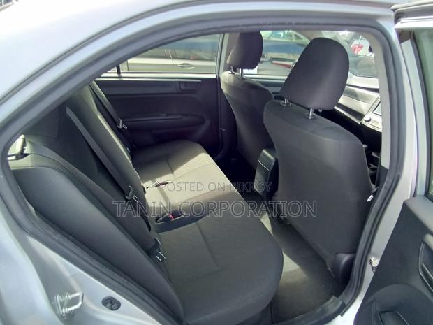 Toyota Axio Hybrid EX 2022