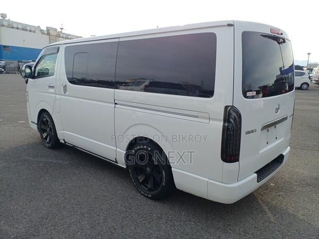 Toyota Hiace SGL Dark Prime II 2021