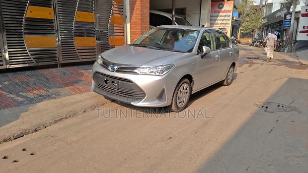 Toyota Axio EX PUSH HYBRID-PKG 2020