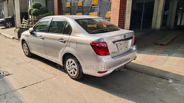 Toyota Axio EX HYBRID PUSH UNIT 2020