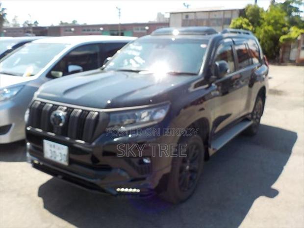 Toyota Prado TX-L MATT BLACK E. 2023