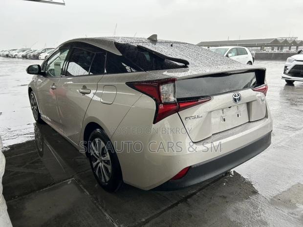 Toyota Prius A Pkg Beige Color 2021