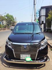 Toyota Esquire hybrid 2015 for sale