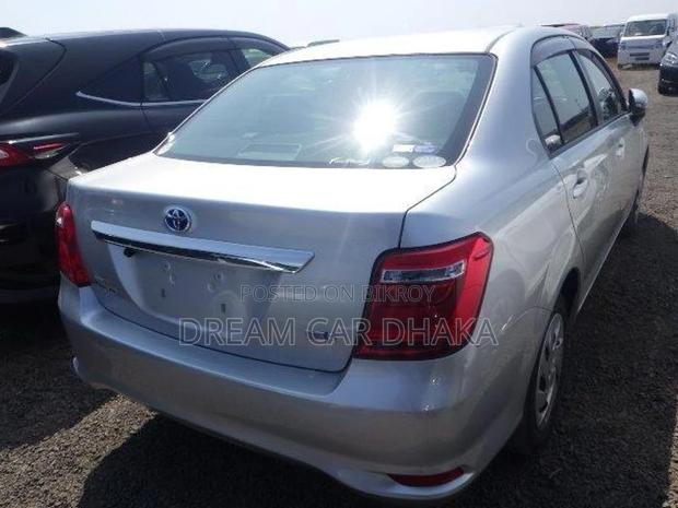 Toyota Axio HYBRID EX PKG SILVER 2020